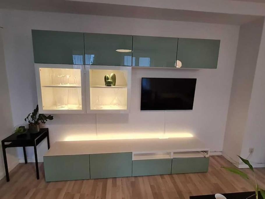 Gemuetliche & Ruhige Unterkunft Erftstadt Bagian luar foto