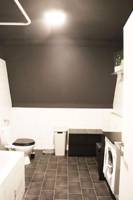 Gemuetliche & Ruhige Unterkunft Erftstadt Bagian luar foto