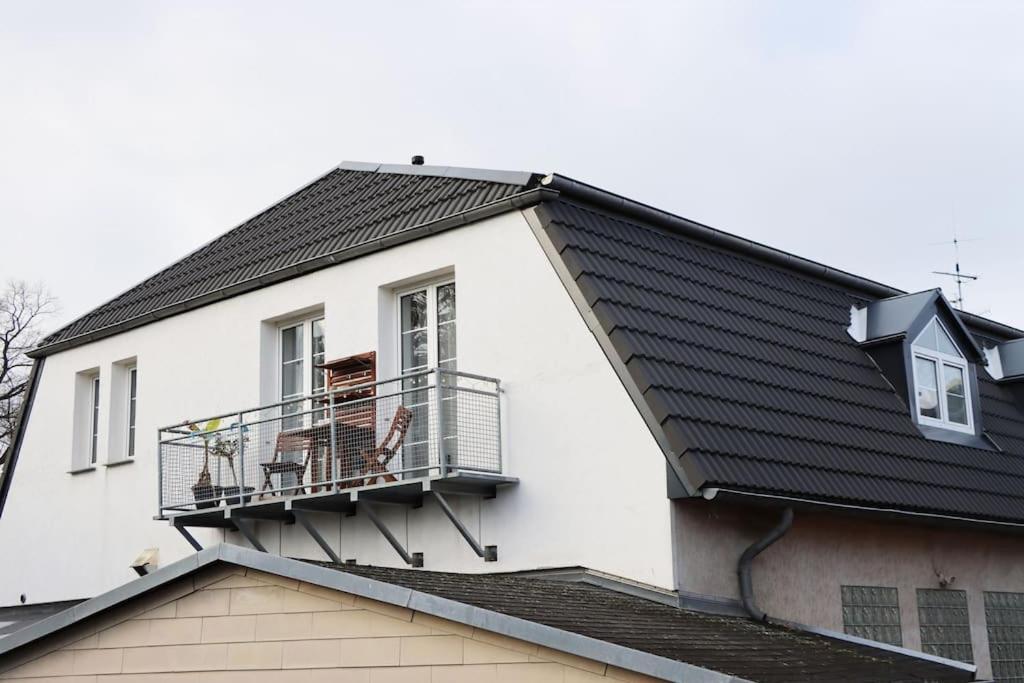 Gemuetliche & Ruhige Unterkunft Erftstadt Bagian luar foto